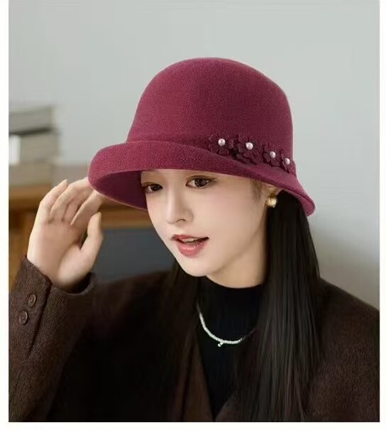 新款帽子女秋冬保暖时尚针织盆帽花朵气质百搭户外旅游中老年礼帽|undefined