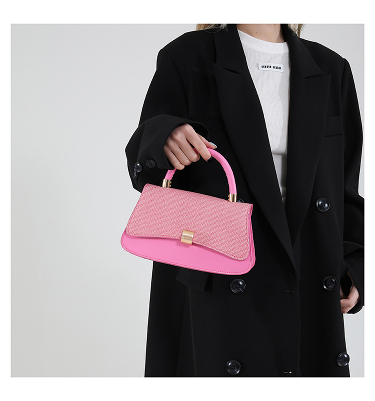 493g Weight Lock clasp Closure Type Single Shoulder Strap, Top Handle Strap Type Crossbody Bag Bags Type Daily Occasion Pu Leather Material Color Block, Solid Color Pattern All Seasons Season Women's Gender Streetwear Style Square Shape Small Size Women's Small Pu Leather Color Block Solid Color Streetwear Square Lock Clasp Crossbody Bag 1