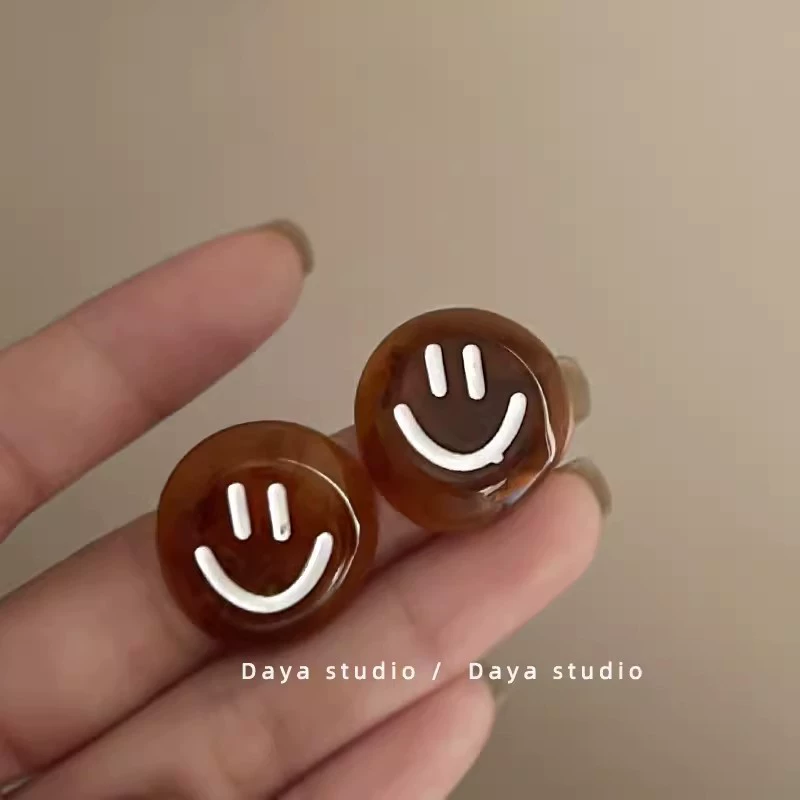 Серьги Retro golden, свадебный лёгкий люкс, высокое качество