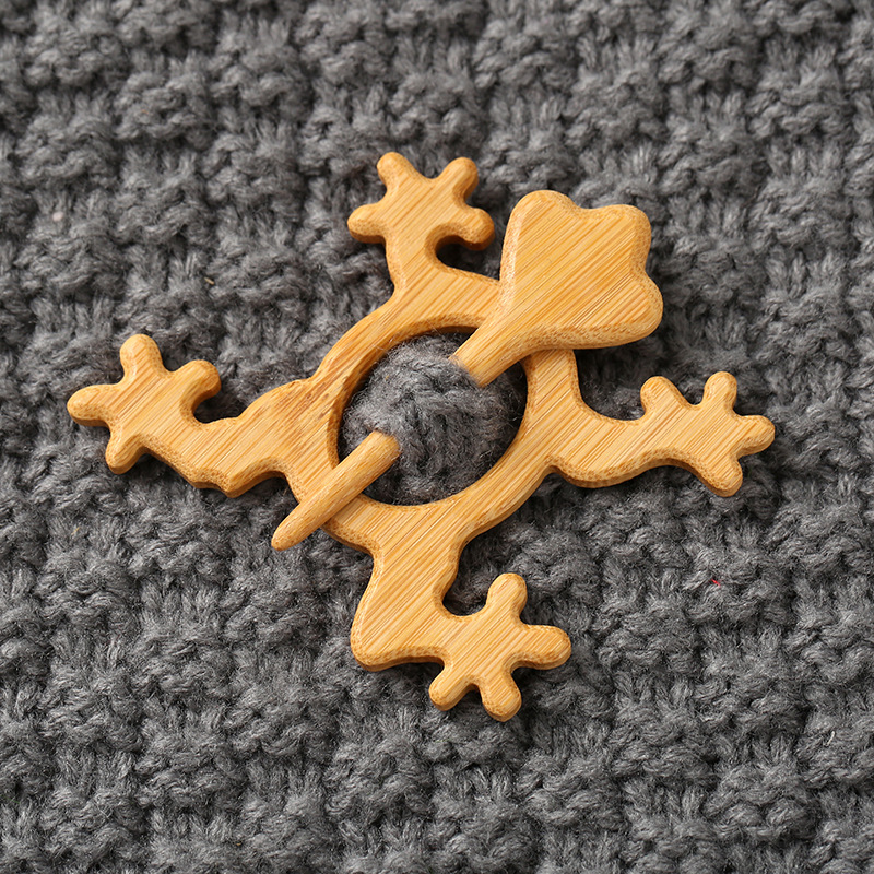 外贸热销Wooden Flower Daisy Pattern Brooch木制胸针送女孩礼物|undefined