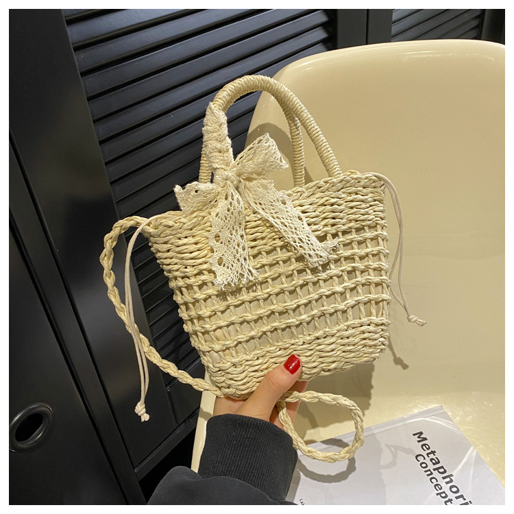 Women's Small Spring&Summer Straw Flower Vacation Beach Weave String Straw Bag display picture 24