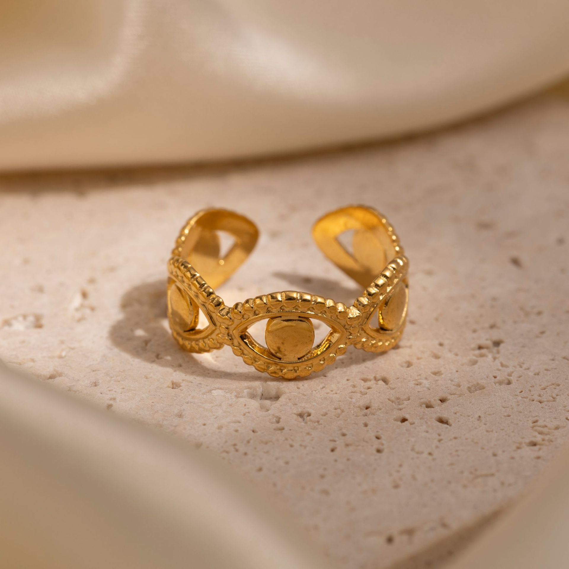 Anillo de acero inoxidable europeo y americano de Tena, joyería que no se desvanece de acero de titanio, anillo de sensación de lujo ligero, joyería explosiva transfronteriza ring