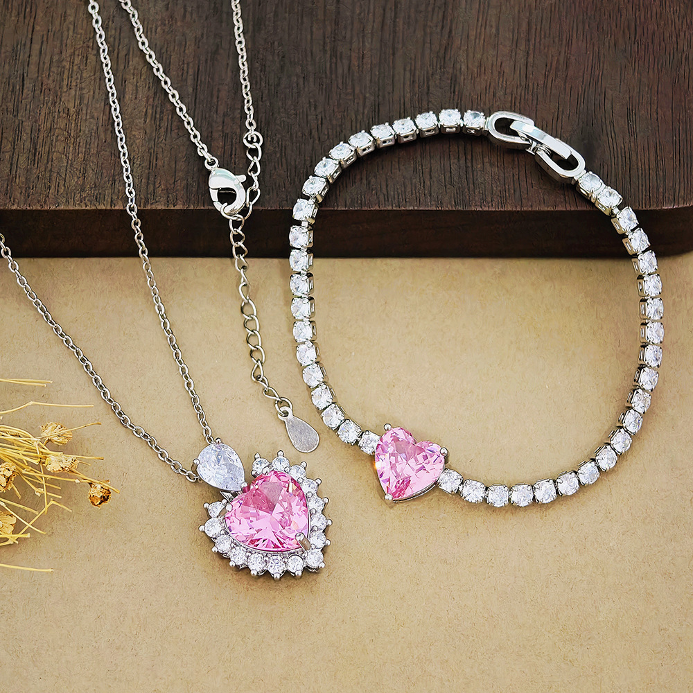 Daily, Tea Party Occasion Copper Material Wholesale Jewelry Elegant Simple Style Heart Shape Copper Plating Bracelets Necklace Cable Chain