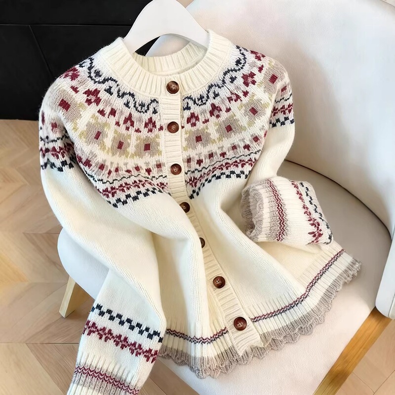 Lazy style Fair Isle loose sweater for women, new spring fashion long-sleeved knitted cardigan, off-white coat
