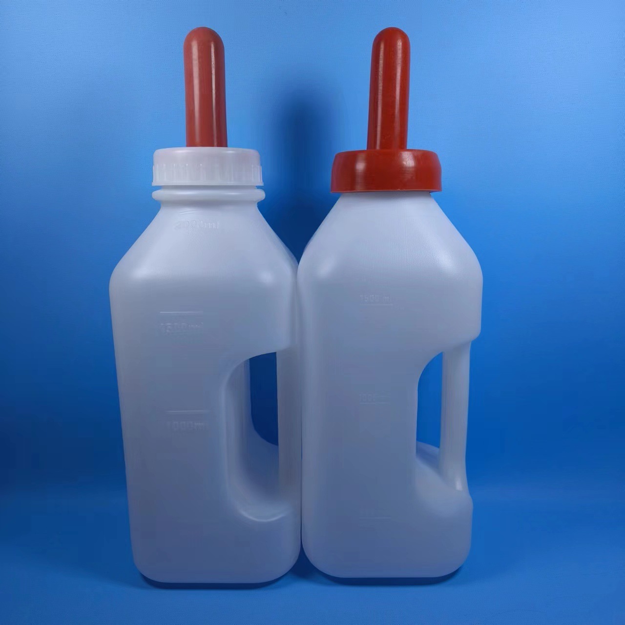 Tipo de exportación veterinaria 2 litros botella de alimentación de ternero botella de alimentación de vaca pezón engrosado botella de alimentación de ternero botella de alimentación de animales