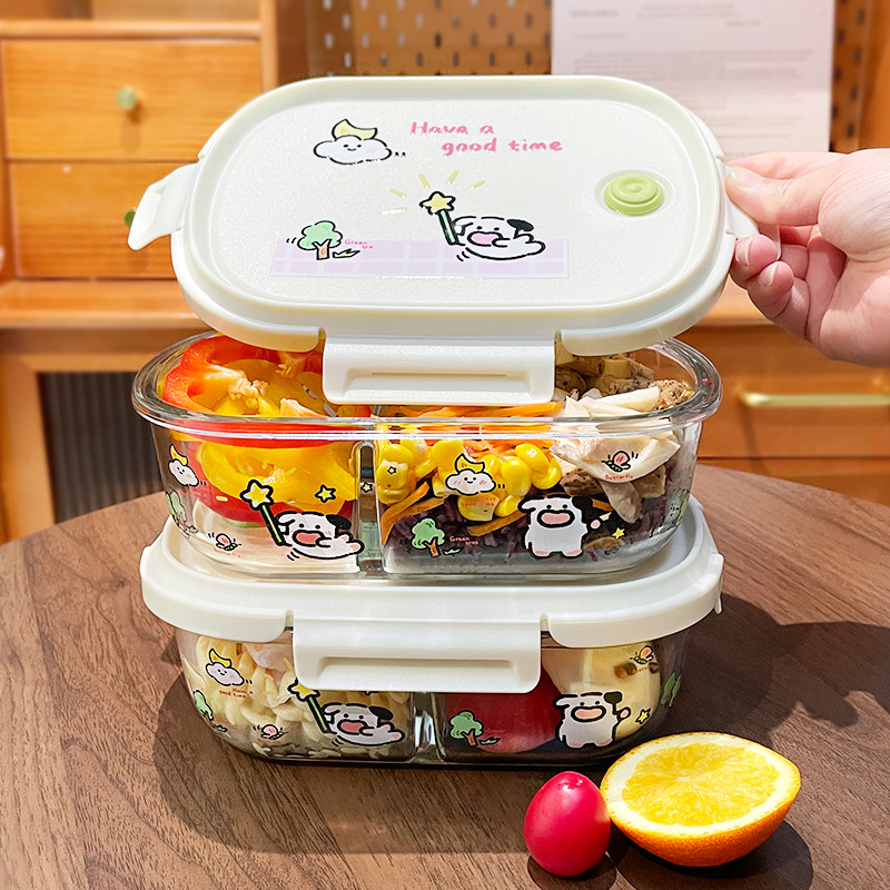ガラスの弁当箱は電子レンジで加熱できます。サラリーマンは食事付きの弁当箱を密封します。|undefined