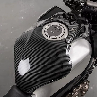 Motorcycle frame: keyhole cover, fuel tank