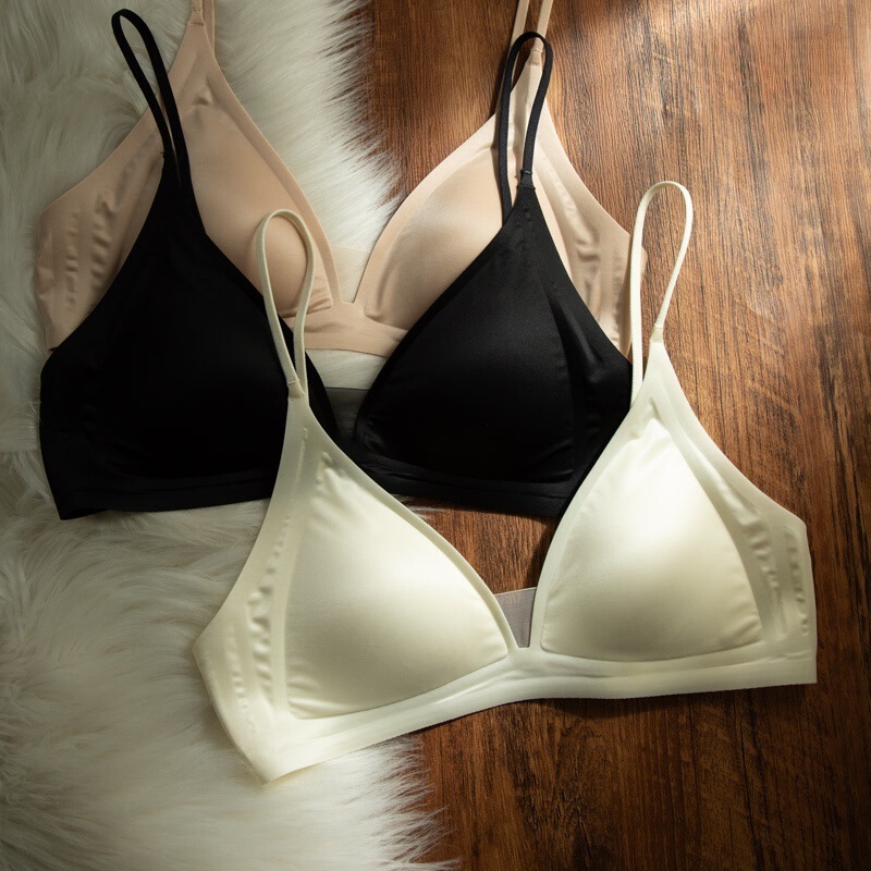 Non-magnetic Kbra Milk Satin French Style Deep V-neck Underwear Women's Thin Shoulder Strap Non-marking Triangle Cup Small Chest Non-rimless Bra