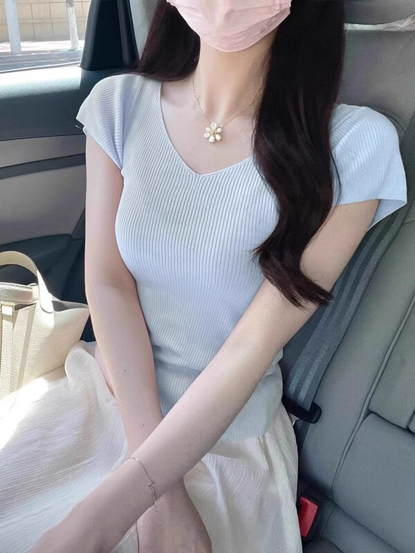 セクシーな純粋な欲望の気質 V ネックショートスリーブ Tシャツ女性の夏の新しいウエスト痩身ショートホットガールニットトップ|undefined