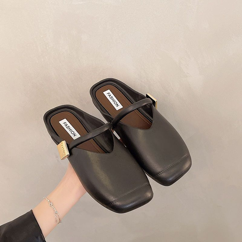 Black - toe mules