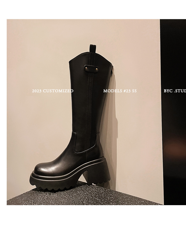 Boot nữ cổ cao mũi tròn gót vuông dày 9 cm, phong cách kỵ sĩ V-cut — Ống lớn màu nâu sẫm lót một lớp chi tiết 25