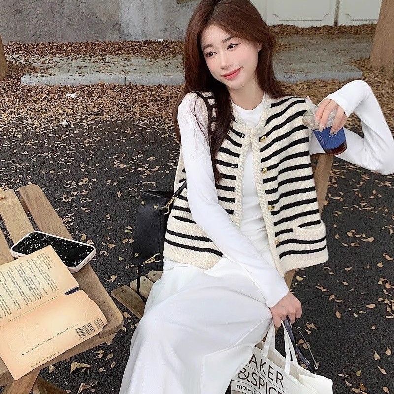 条纹短款圆领针织马甲女背心宽松秋季新款韩版外搭无袖毛衣开衫|undefined