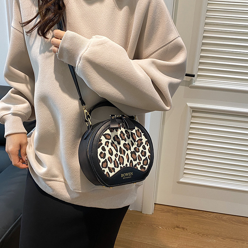 Women's 2024 popular niche fashion plaid crossbody texture handheld small round bag_voghion.com