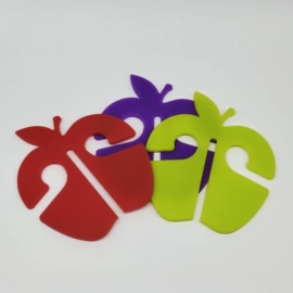 吊粒、吊牌;铭牌;塑料工艺品