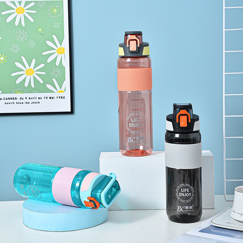 Taza de primavera primavera taza de agua de plástico de baloncesto taza de bebida directa portátil al aire libre de verano tendencia de popularidad en línea