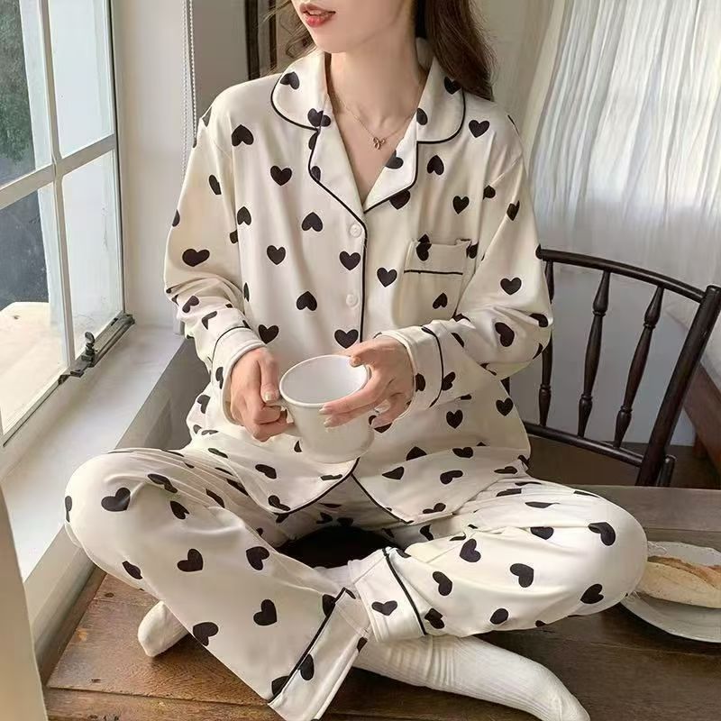 Al por mayor transfronterizo otoño y invierno de terciopelo calentador pijama de mujer estilo coreano cardigans ropa de hogar animada chatarra en vivo explosión de ropa exterior