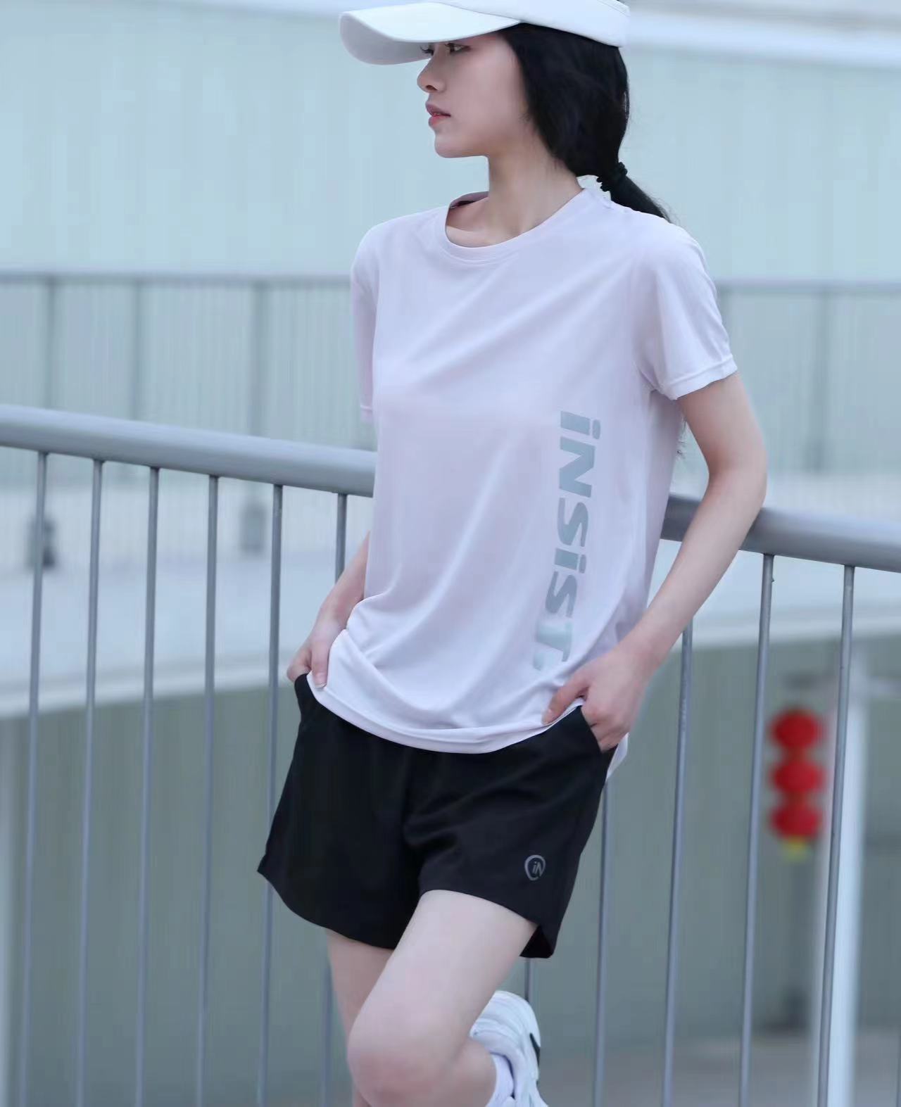 보라색