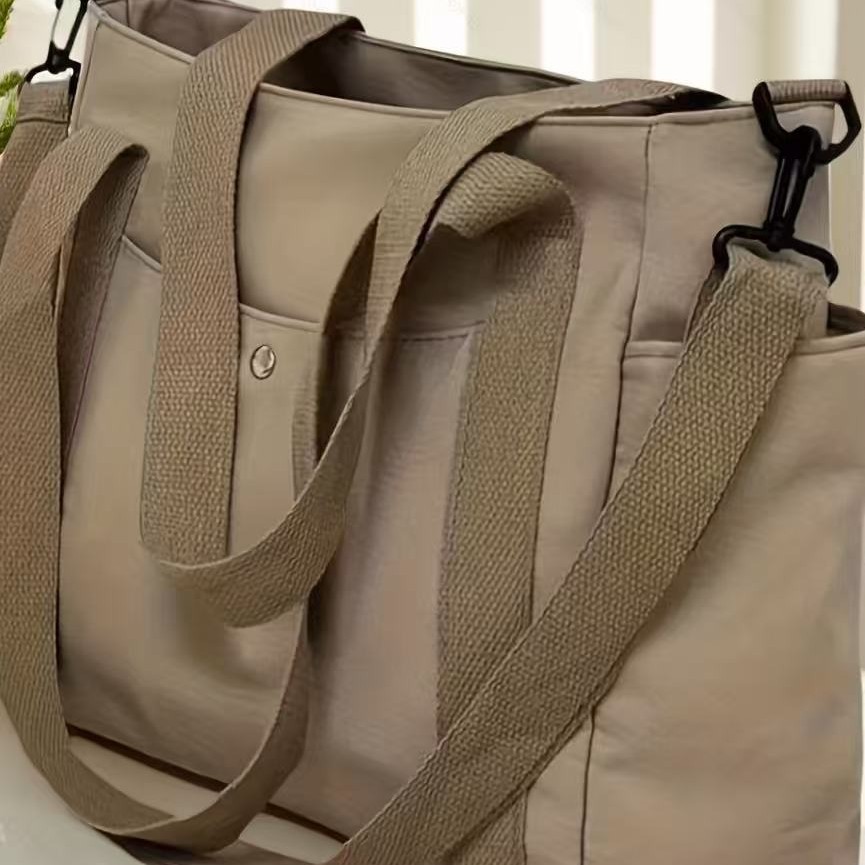 Capacious shoulder bag