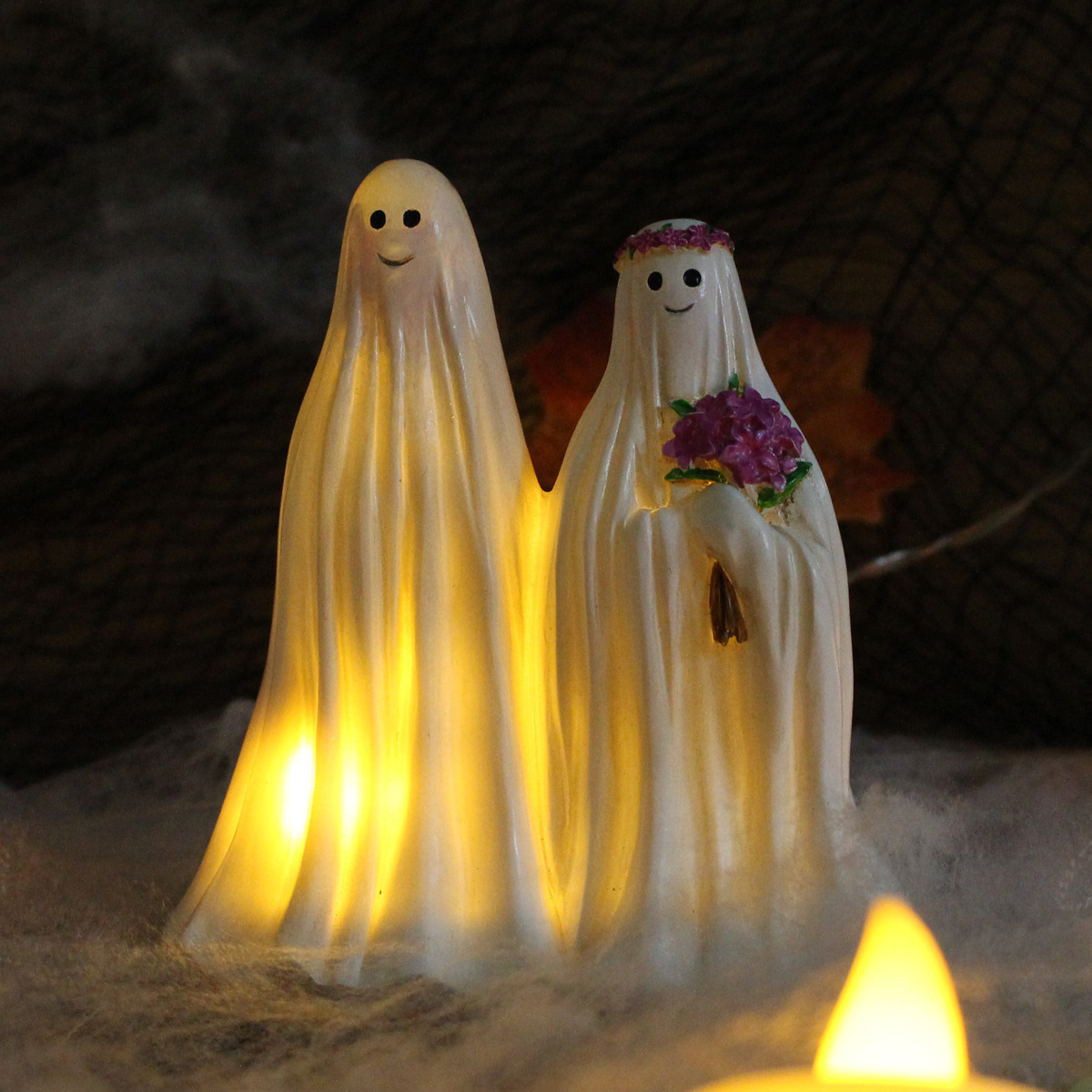 Halloween creative resin with lights ghost bride and groom ornaments ghost ghost skeleton party ghost festival ornaments now