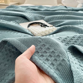 四件套;夏凉被;床罩床笠