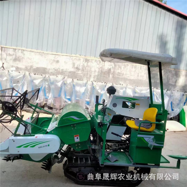 农用履带山地丘陵稻谷收获机 家用小麦脱粒装袋联合收割机 柴油