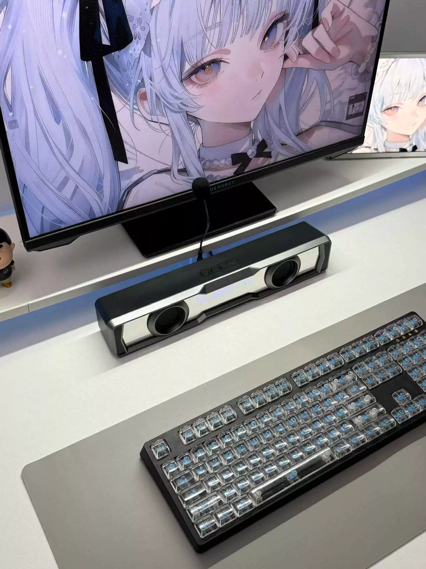 Ноутбук, игровые колонки, Bluetooth, эффект зеркала