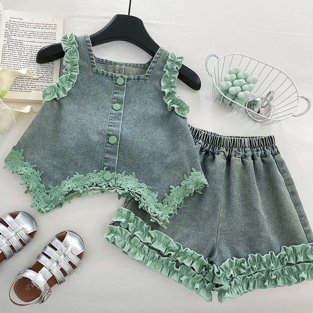 Girls Soft Denim Vest Suit Summer 2025 New Kidsren's Lace Sleeveless Cut Out Top Shorts Two-Piece Set