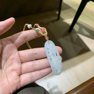 Hetian jade suet jade flowers rich, white like snow, clean and delicate, hollow carved lotus