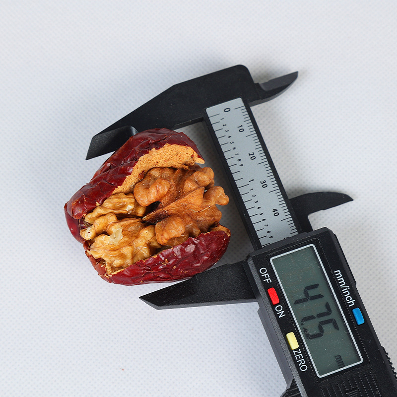 Red Date with Walnut Independent Packaging Red Date with Walnut Kernel Gift Box - Shanxi Specialty Extra Grade Red Date with Walnut