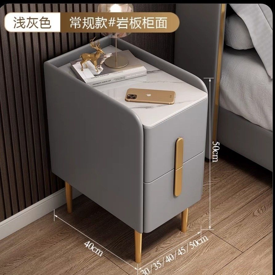 밝은 회색