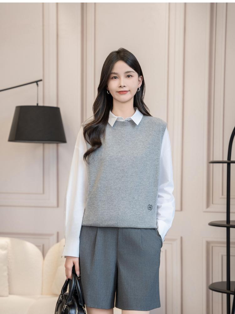 Áo len cổ lọ nữ dệt kim không tay form suông — đen