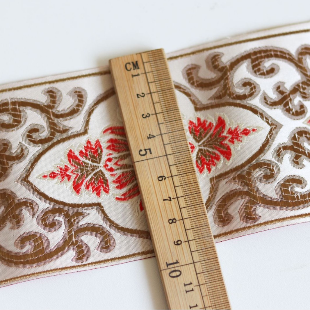 9cm de ancho de hilo teñido de alta precisión de la cinta cubierta del sofá cortina de tela Xizanga Xinjiang textiles para el hogar de tela con borde