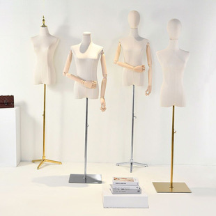 �n����b��ģ�ص���Ů��ȫ��Ů�b������̨�·�չʾ�ܻ鼆ģ�ؼ���