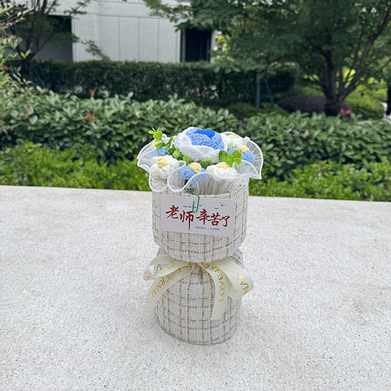 2025 Día del Maestro Regalos creativos para maestros girasol de lana tejido a mano de graduación ramo de flores terminado de San Valentín