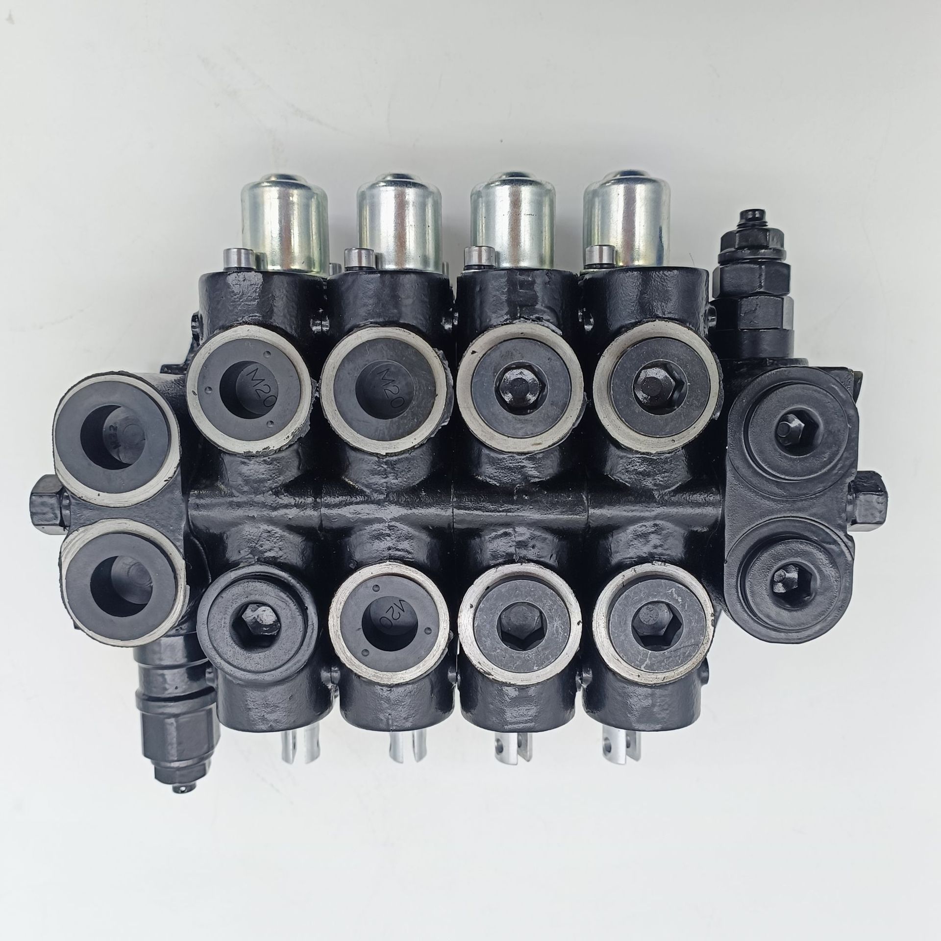 斗山电动叉车1.5-3吨B15SE/B30SE四路阀四联多路换向阀4片控制阀