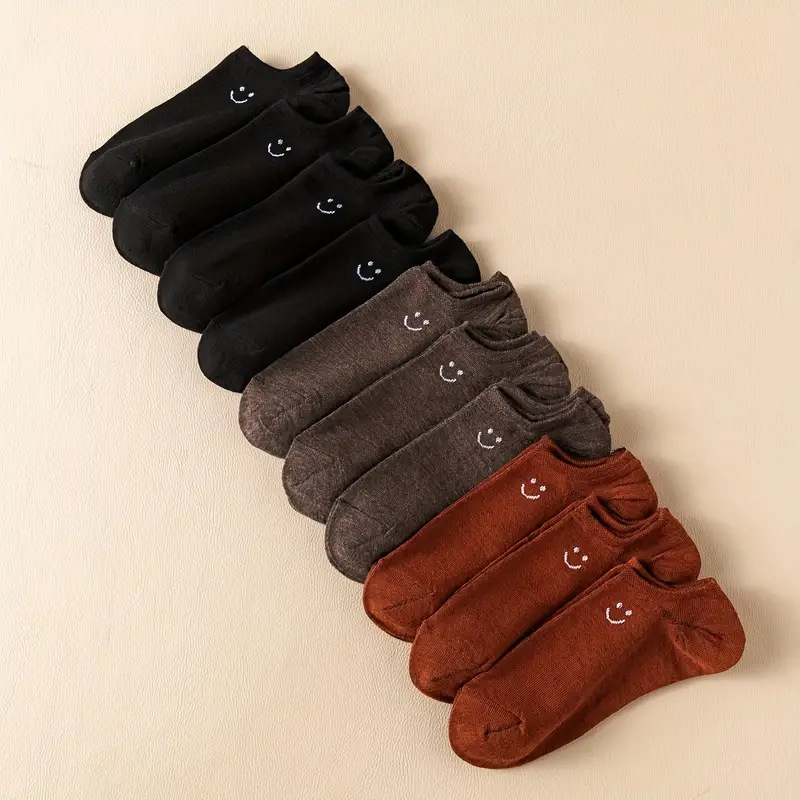 1 Set Casual Unisex Smiley Face Solid Color Polyester Cotton Polyester Ankle Socks display picture 6
