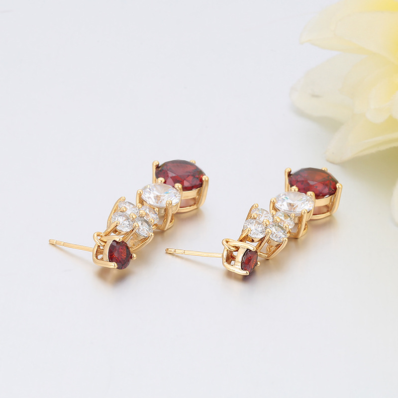 Xuping serie de aretes de color lujoso ligero estilo francés aleación de cobre chapado 14k color europeo y americano transfronterizo elegante aretes para mujeres