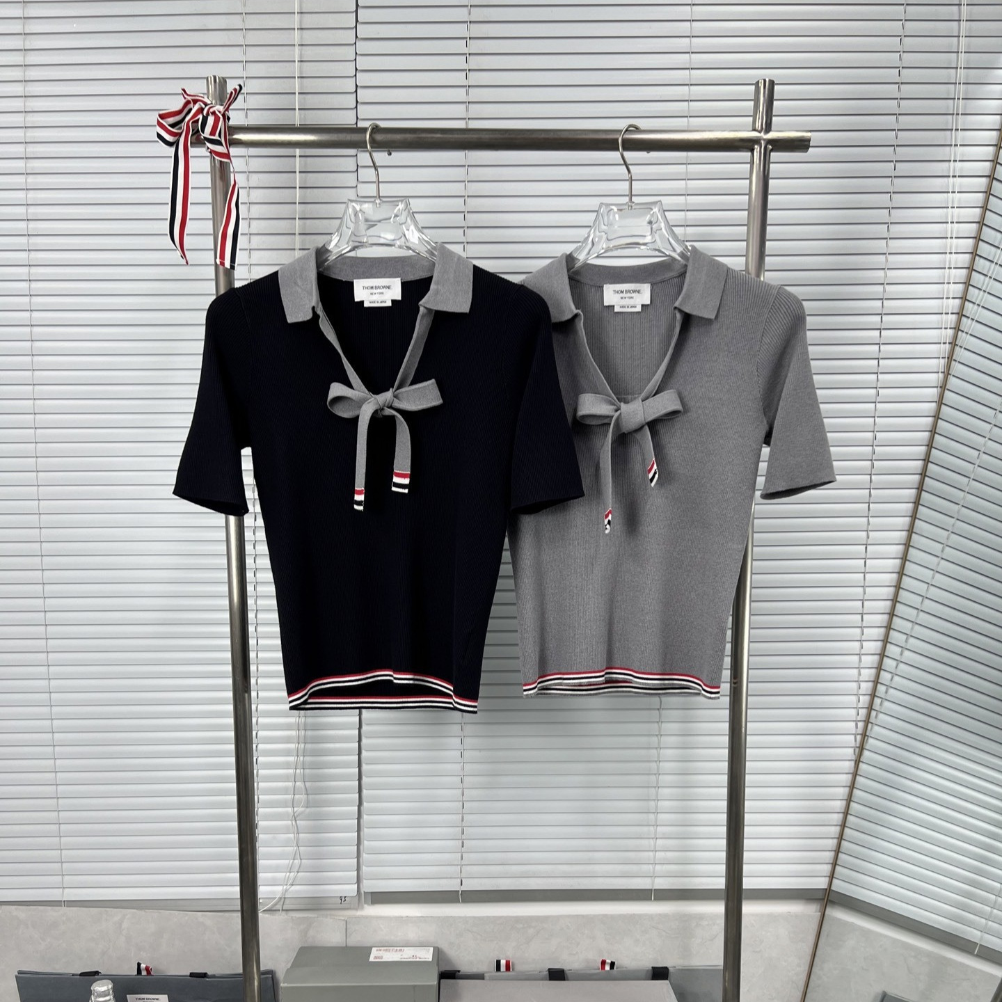 High-quality new summer short-sleeved collared tie bow top for women