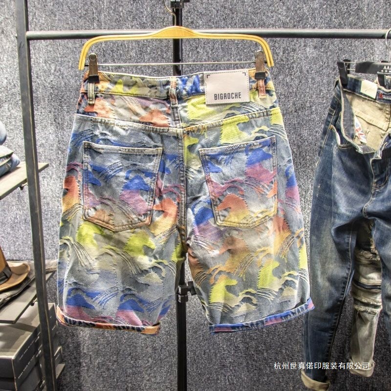 Summer Colorful Jacquard Denim Shorts for Men, Trendy Fashion Straight-Leg Knee-Length Shorts for Young Men, Versatile and Stylish Summer Colorful Jacquard Denim Shorts for Men, Trendy Fashion Straight-Leg Knee-Length Shorts for Young Men, Versatile and Stylish