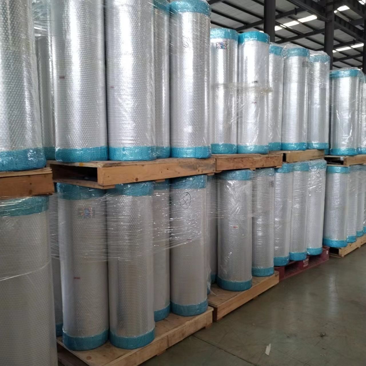 pet淋膜铝膜复合膜带印刷建筑隔热保温膜地暖反射膜