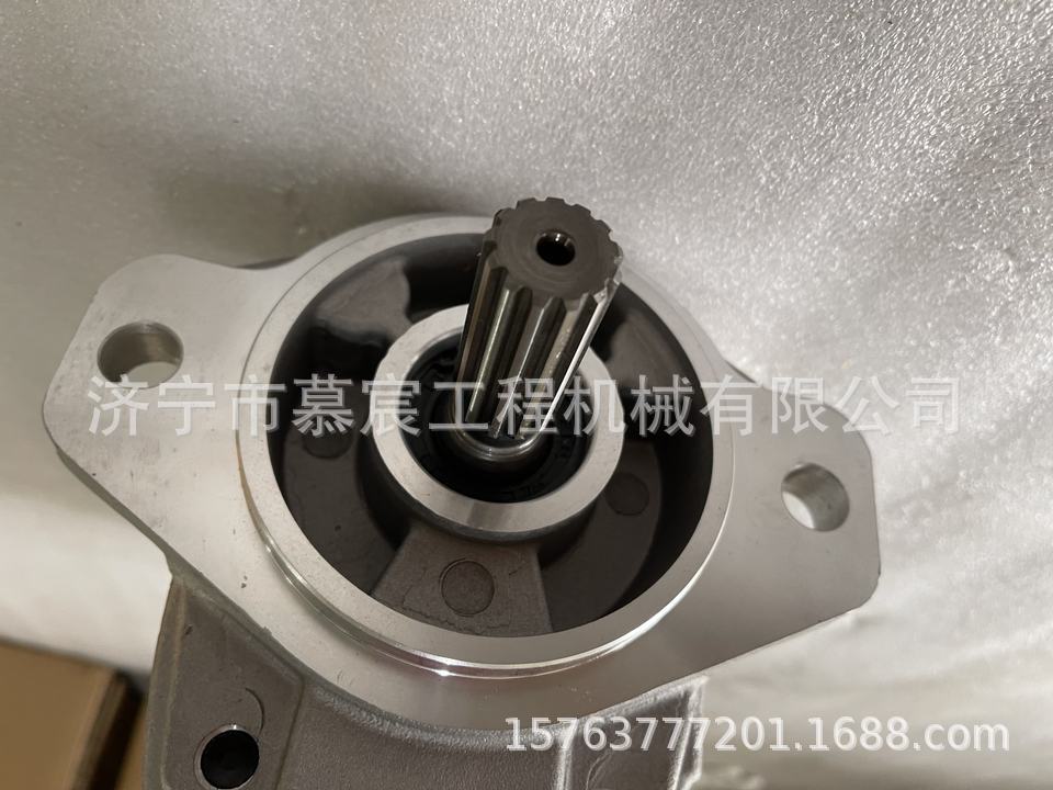 液压齿轮泵转向泵705-52-30220用于装载机WA380-1