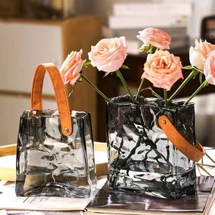 Nordic ins handbag primary color glass vase aquatic flowers fish tank flower arrangement living room dining table decoration