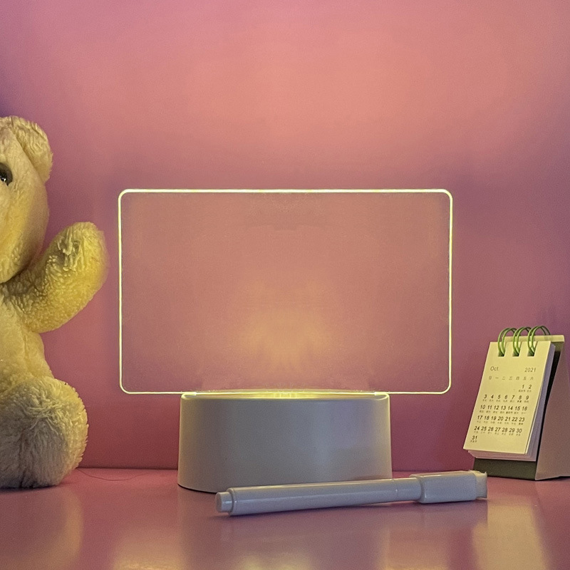 Luz amarilla cálida USB + pieza de luz horizontal + pluma