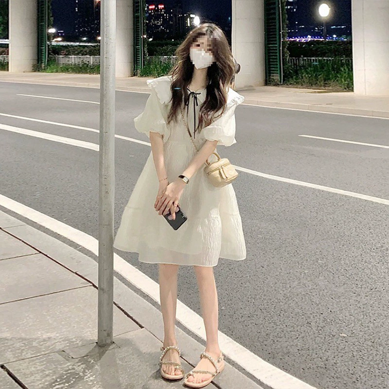 Кукольный воротник платье девичья летняя одежда 2025 новый ученик средней школы свободная сладкая юбка с рукавами