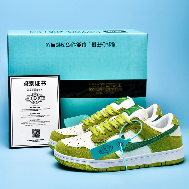 靴の女性の夏の通気性のAJの女性靴の莆田の規格品のaj1の女性靴の空軍の1号の女性の運動の低い板の靴|undefined