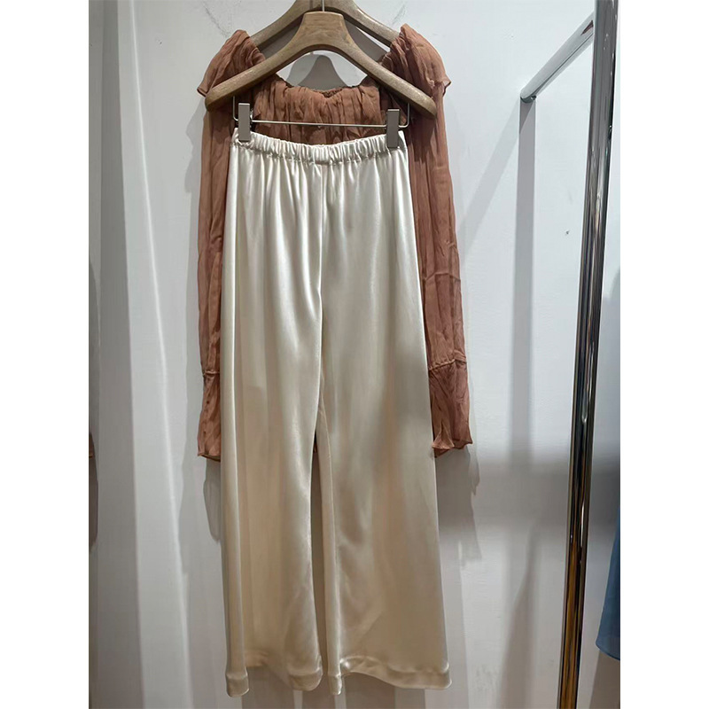Row Gala Ultra-Classic Slim-Fit Versatile Must-Have Elastic Satin Air Pants with a Shimmering Old Money Style Row Gala Ultra-Classic Slim-Fit Versatile Must-Have Elastic Satin Air Pants with a Shimmering Old Money Style