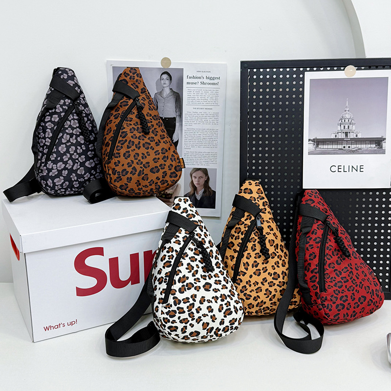 2025 primavera japonesa in-mode bolso de pecho hombre y mujer bolso de hombro deportivo casual mochila bolso de tendencia callejera