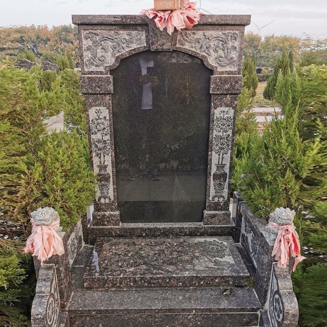 Cemetery Graveyard Tombstone Ground Burial Traditional Stone Tablet Carving, Delicate Manufacturer, Memorial