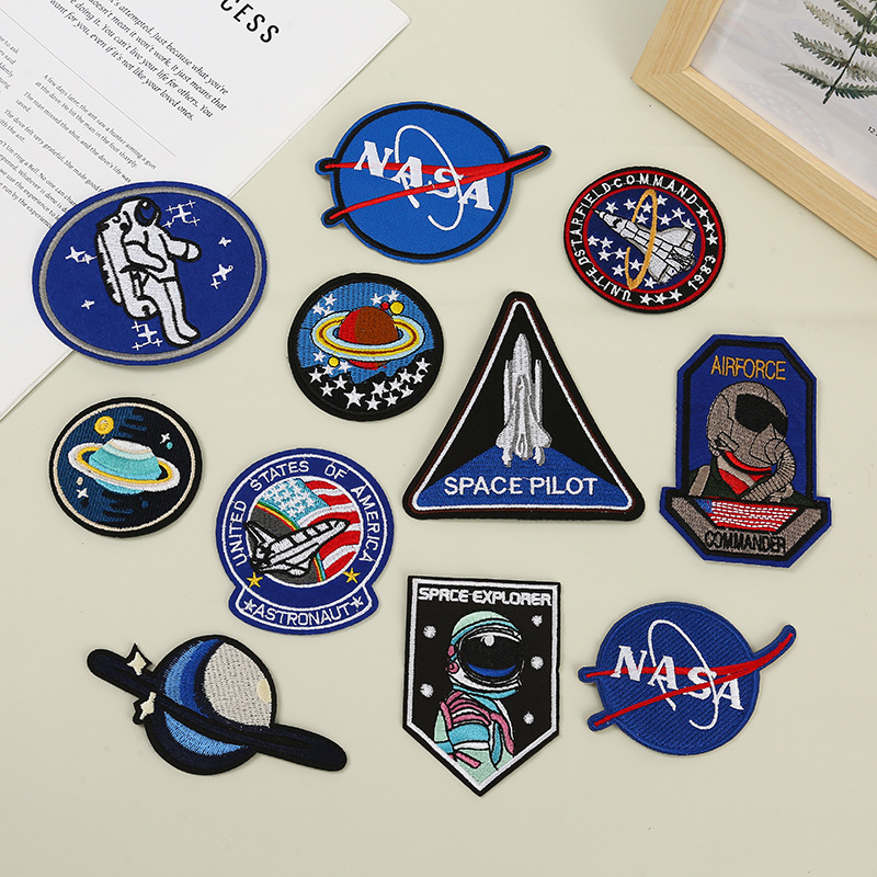创意太空系列布贴宇航员星球刺绣布贴飞机服装饰绣花标徽章批发