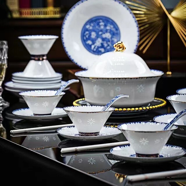 Jingdezhen High Temperature White Porcelain Exquisite Tableware Dishes suit Practical Gift Creative High White Porcelain Dishes and Dish Combination